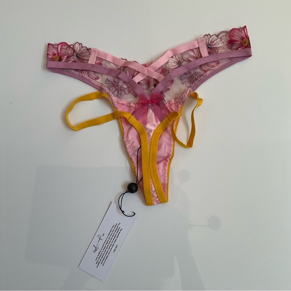NWT For Love & Lemons Floral Pink Thong Bikini, Size XXS - Picture 7 of 11